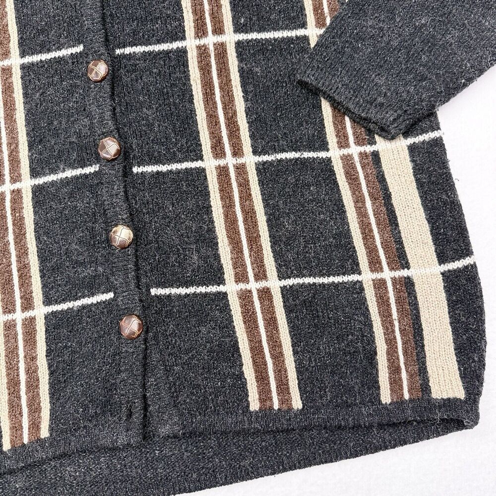 Vintage Cardigan Sweater‎ Women’s Medium Lise J Gray Plaid Grandmacore Old Money - Picture 3 of 9